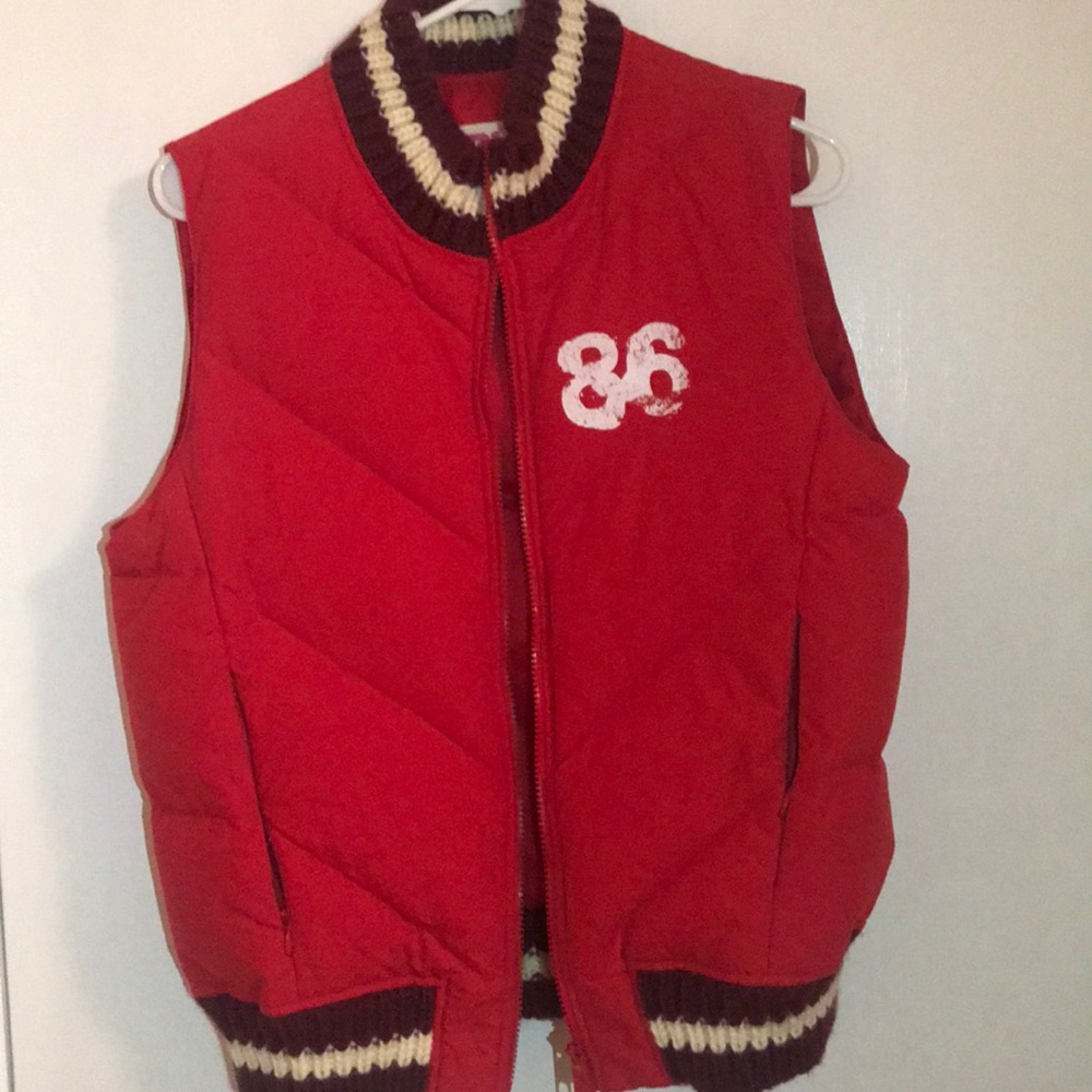 Sweater vest from pink